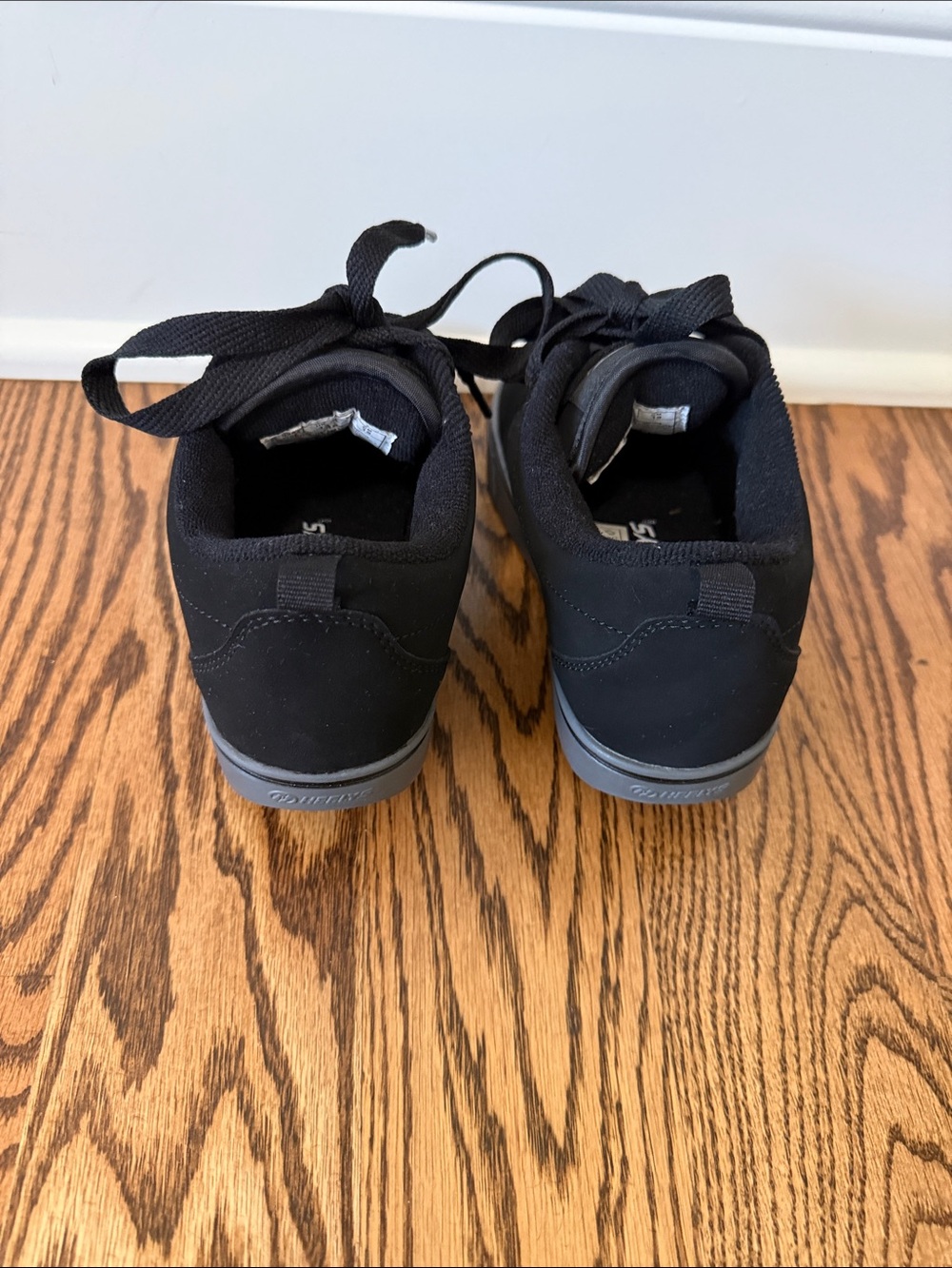 Heelys Black and Gray Youth Lace-Up Skate Sneakers - Picture 4 of 6